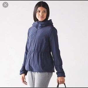Lululemon jacket size 2